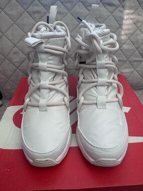 Nike Tanjun High Rise